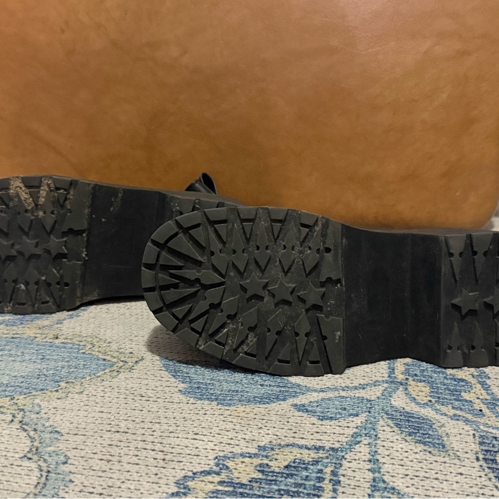 Steve Madden Black Leather Moto Boots - Picture 2 of 5